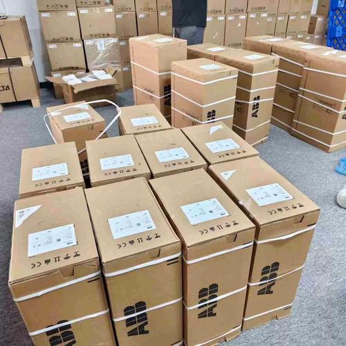 01-017a-4 7.5kw全新原装abb变